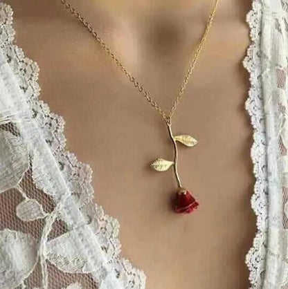 New jewelry creative drop oil red rose pendant necklace Women  Copper Alloy  Pendant Necklaces  chain necklace